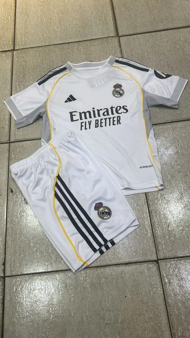 Real Madrid Kids 25/26 Home Kit