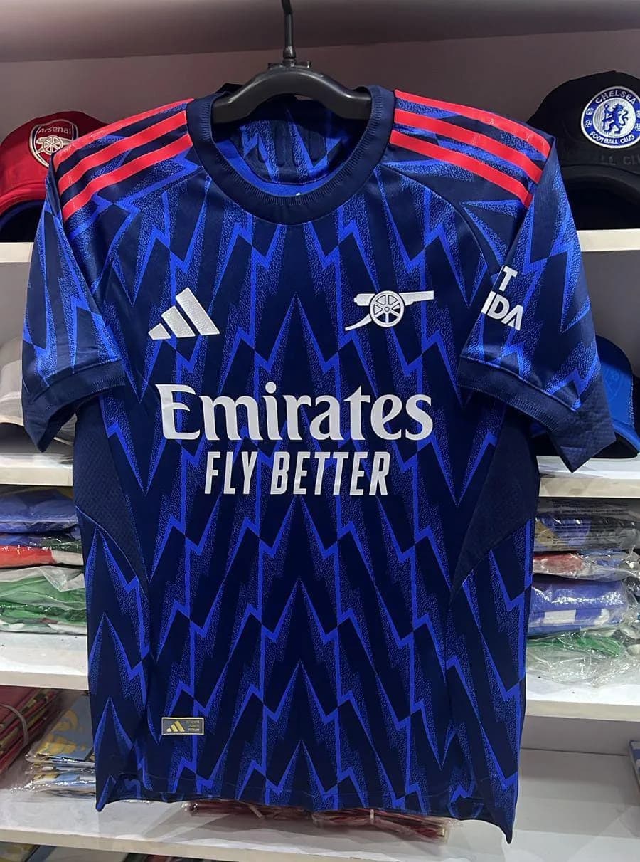 Arsenal Away Kit Player Version 2025/26