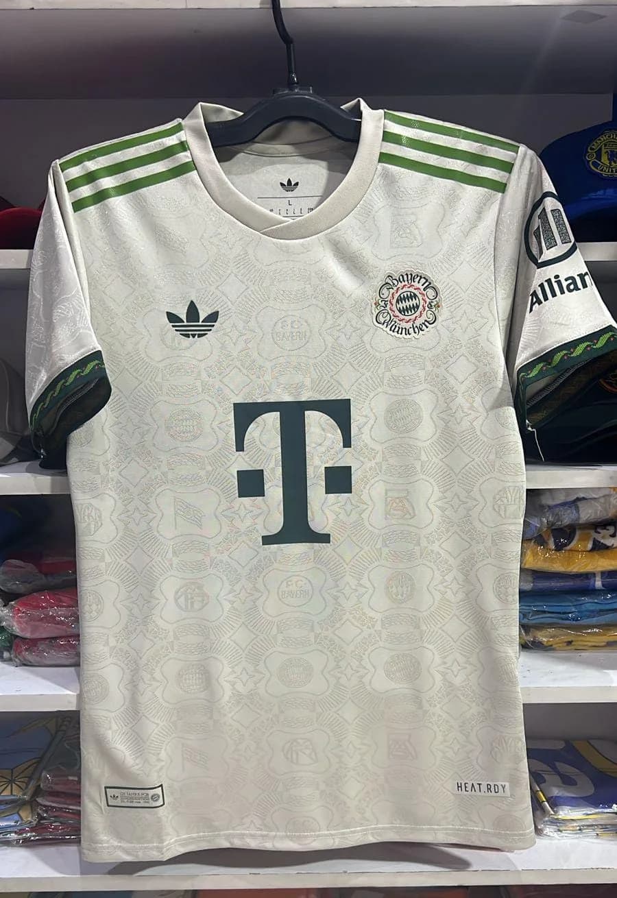 Bayern Munich Anniversary Kit 25/26 Player Version