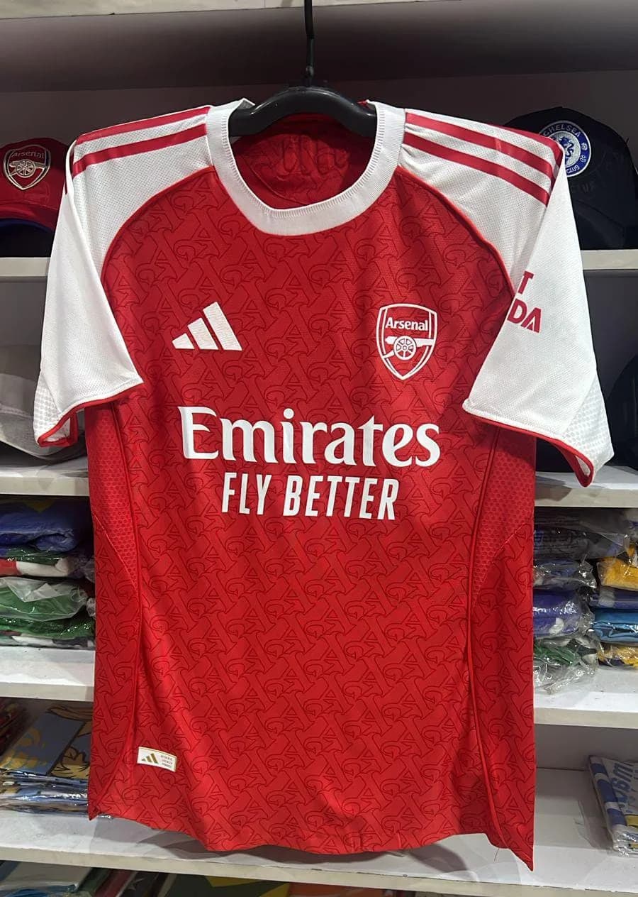 Arsenal Home Kit Player version 2025/26