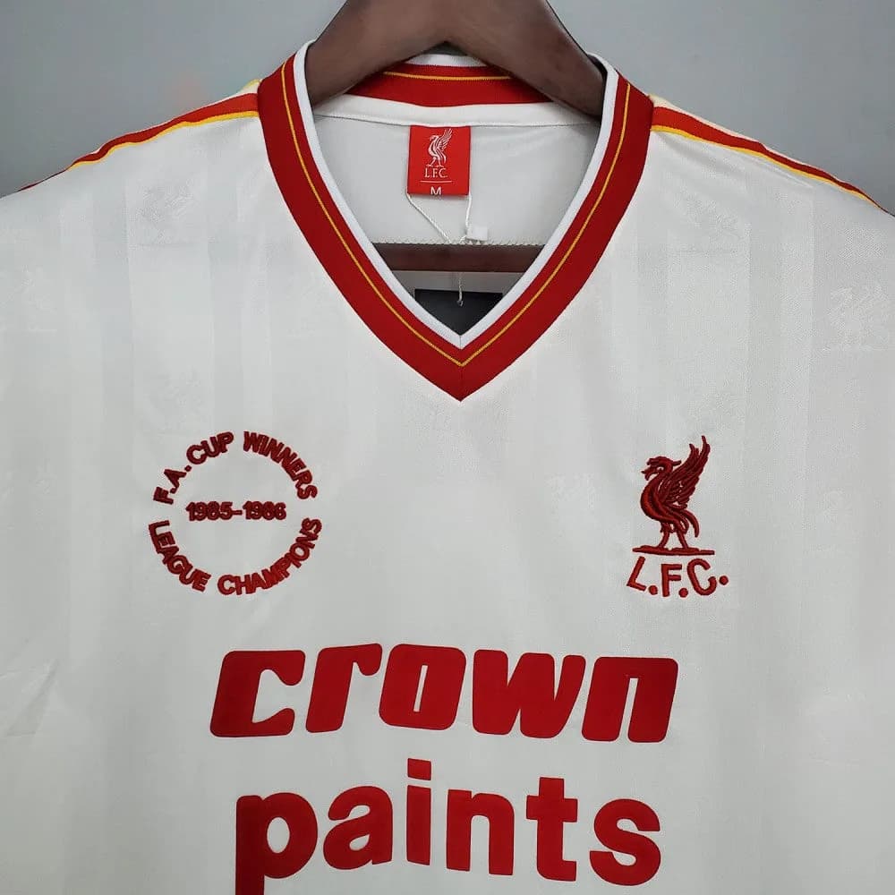 Liverpool 1985/86 Away Kit view 3