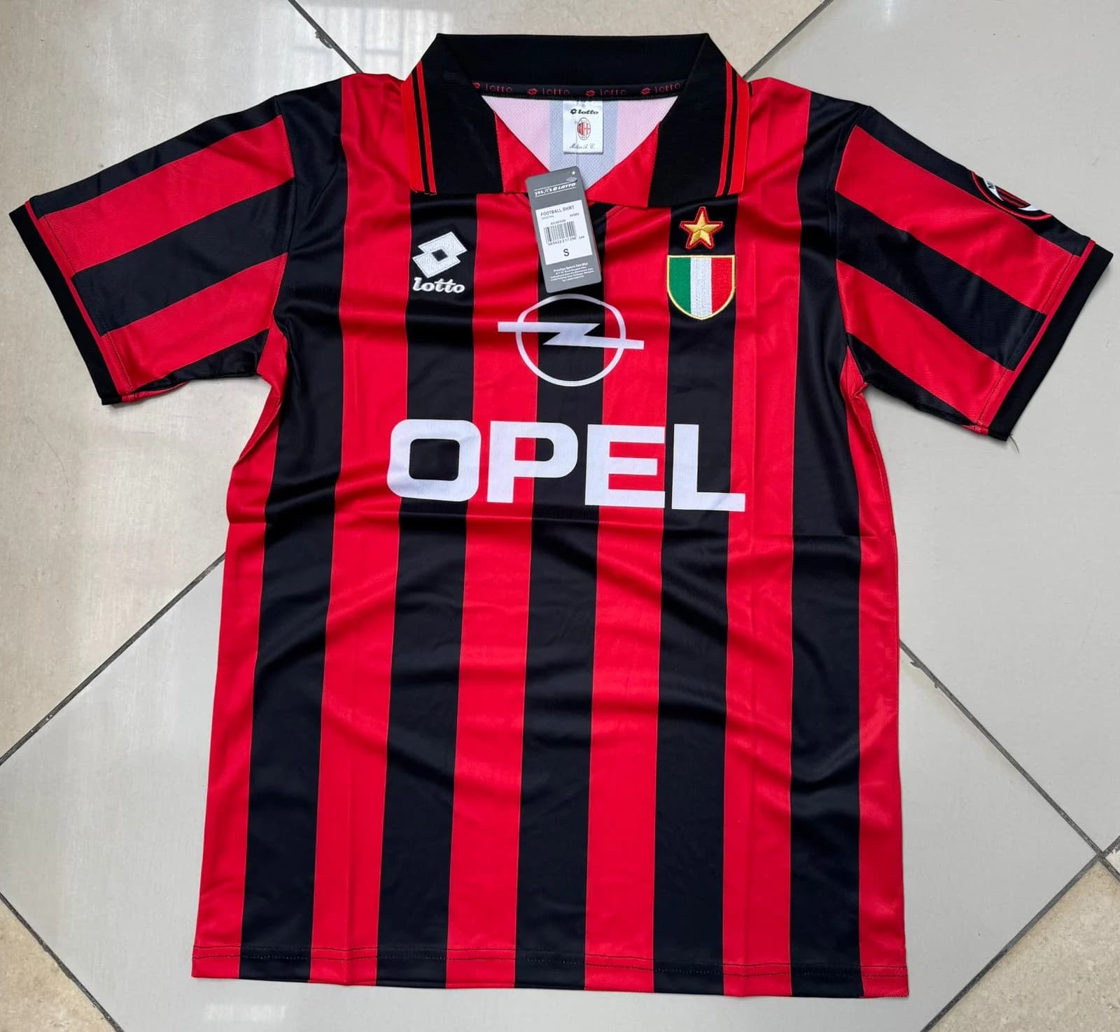 AC Milan 1996/97 Home Kit