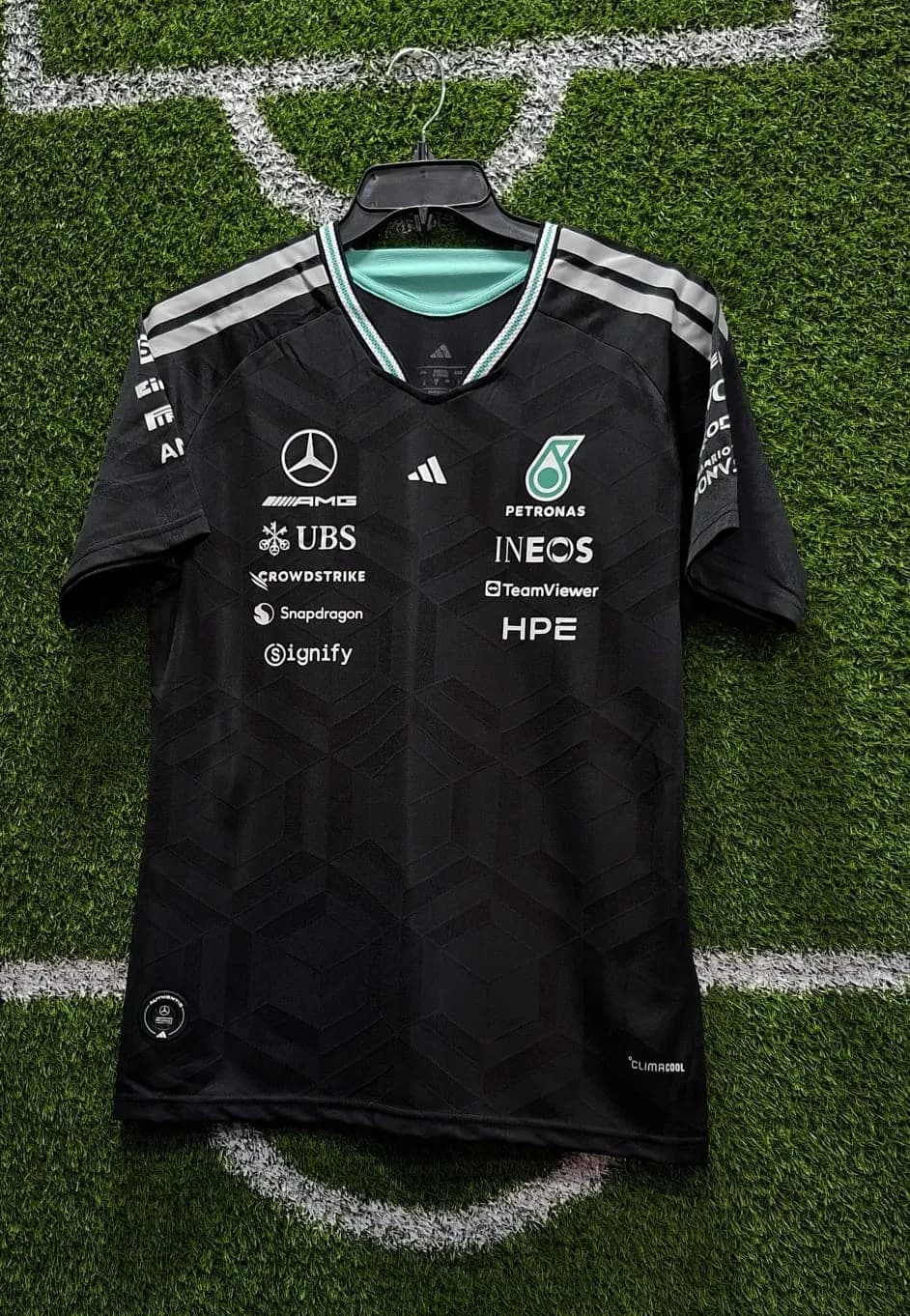 Mercedes Black 2026