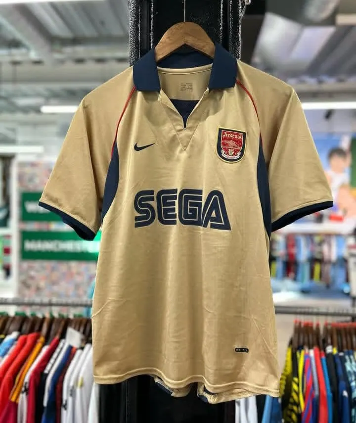 Arsenal Sega Gold 2001/02 Away Kit