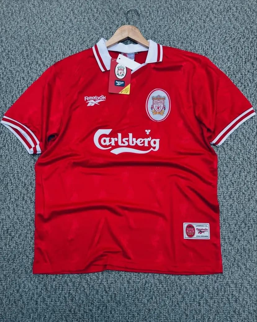 Liverpool 1996/97 Home Kit
